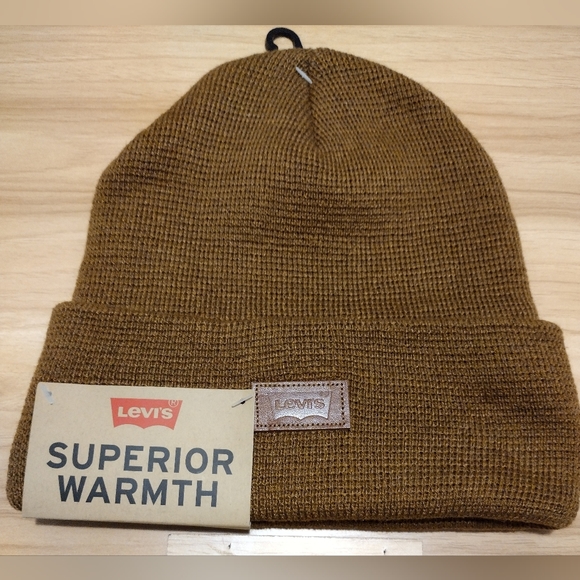 Levi's Superior Warmth Brown Knit Beanie Adult One Size Fits Most NWT - Picture 2 of 3